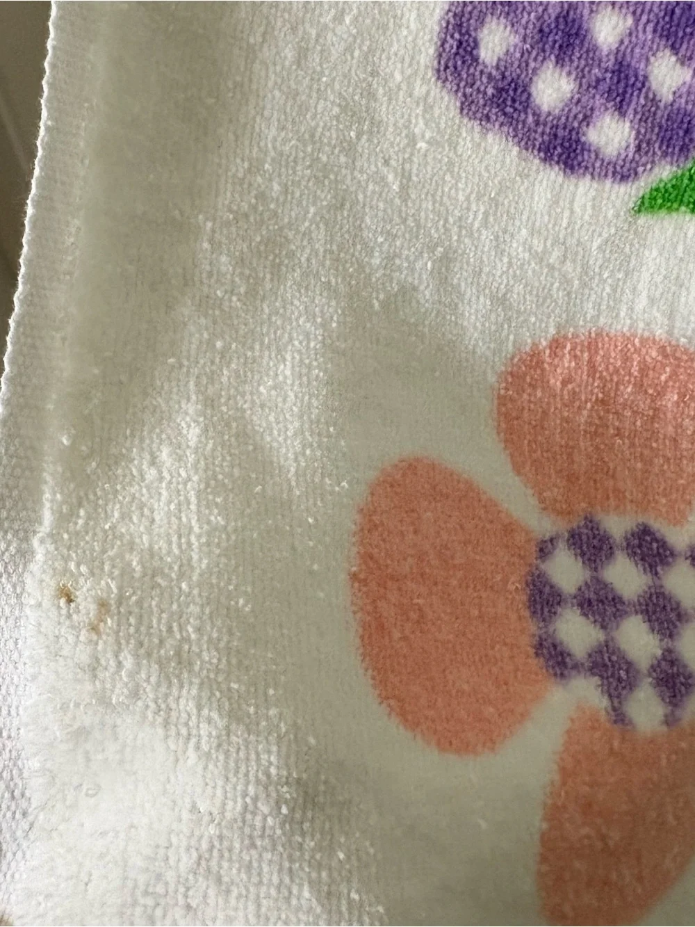 Vintage 70s Anita Wagenvoord Mod Flower Power Burlington Bath Towel